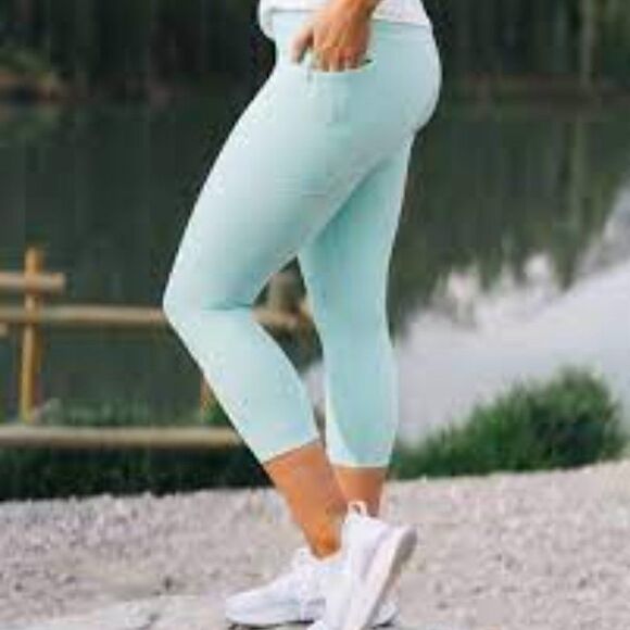 𝅺NWOT Zyia Active Turquoise Zipper pocket light n tight, Size !2, Compression - Picture 2 of 9